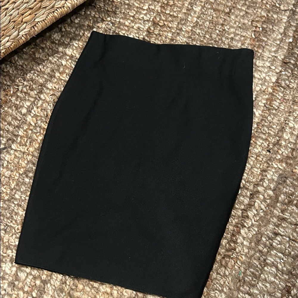 IRIS Black‎ Bandage Mini Skirt Size Small